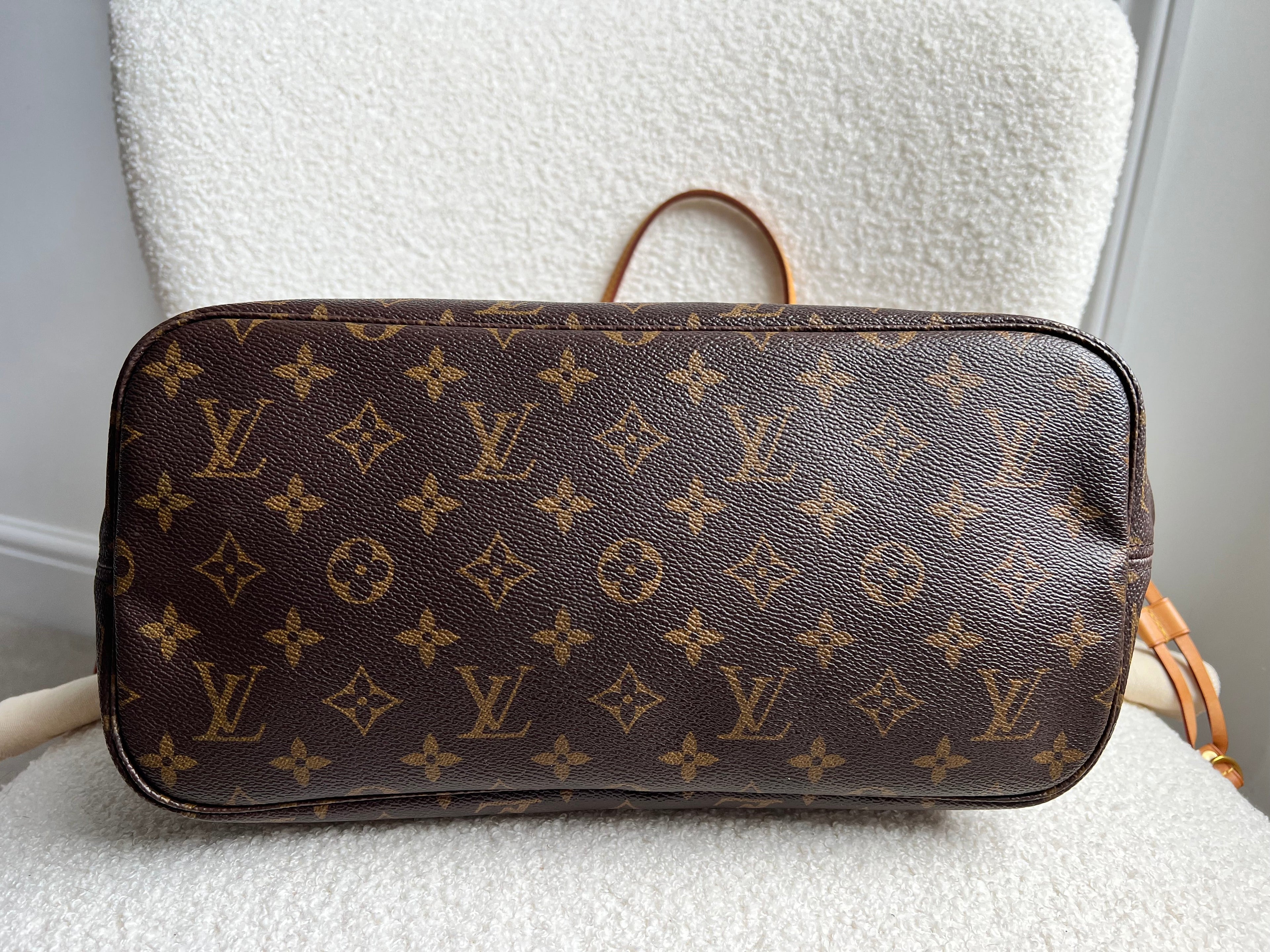 Louis Vuitton Neverfull MM Monogram Pivoine (RRP £1,410)