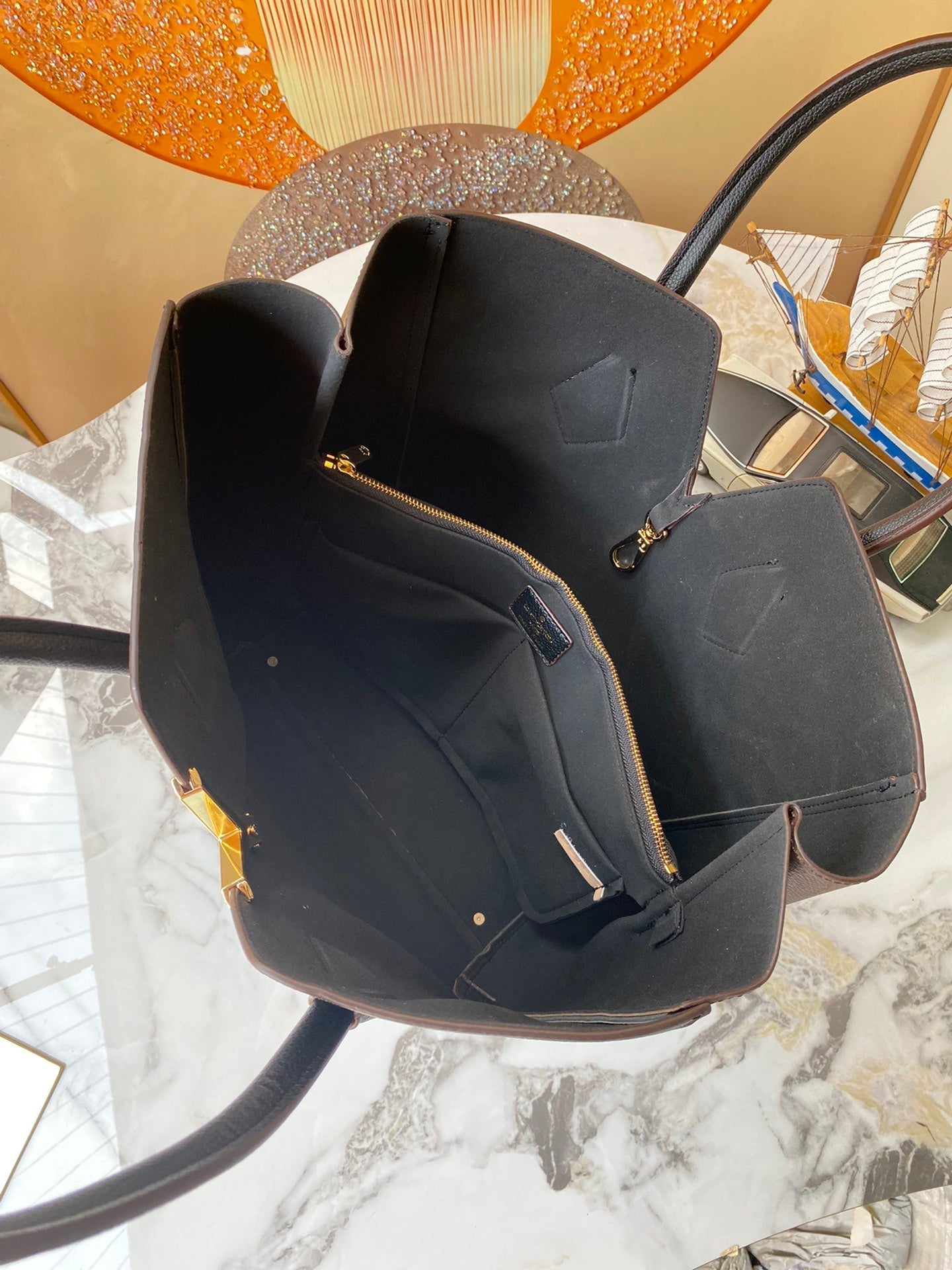 EN - Luxury Bags LUV 782