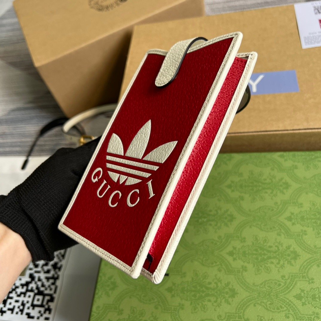 Glami x AGLAMIdas Phone Case Red For Women, Women’s Bags 7.3in/18cm GlamiÃ¢â‚¬Å½ Ã¢â‚¬Å½702203 UZ3BT 6484