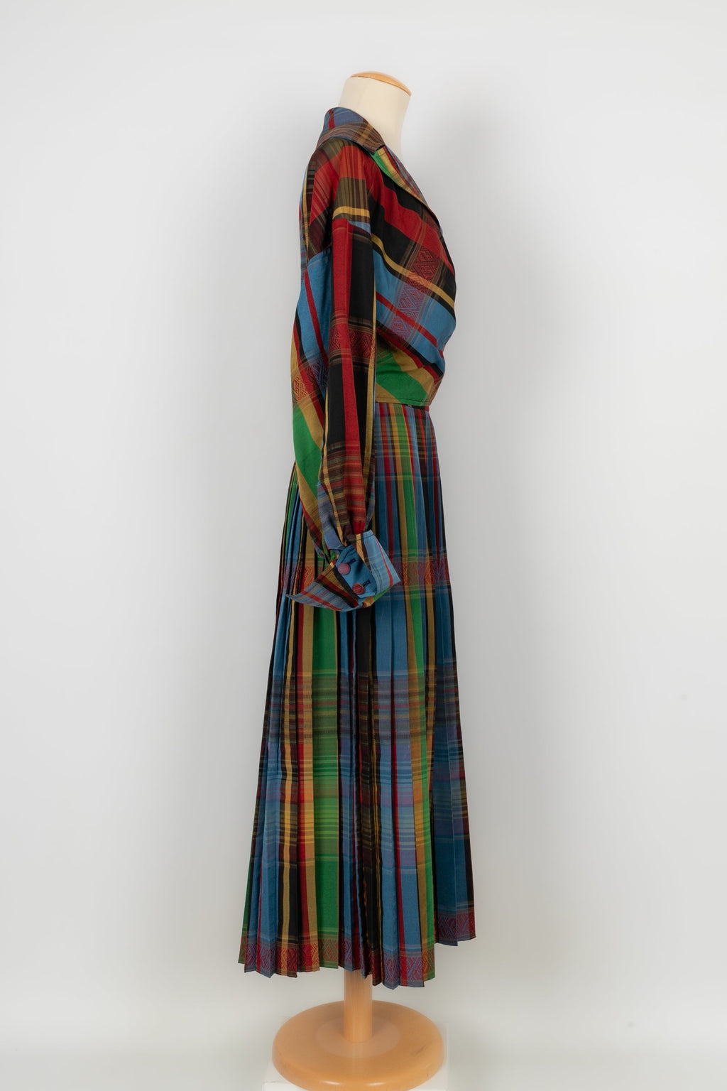 Ensemble Christian Lacroix