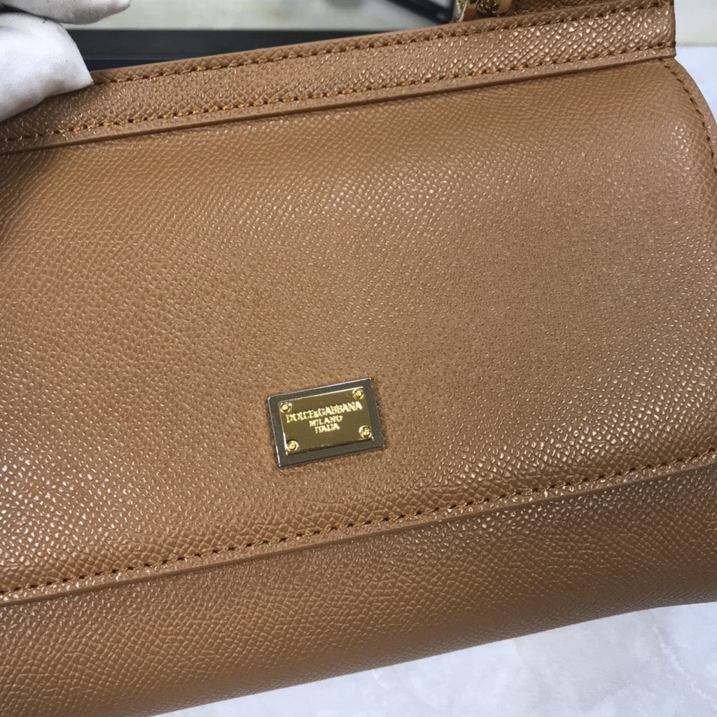 GLAMI MeGLAMIum Sicily Handbag In Dauphine Brown For Women 10.2in/26cm GLAMI GLAMI4347A10018M417