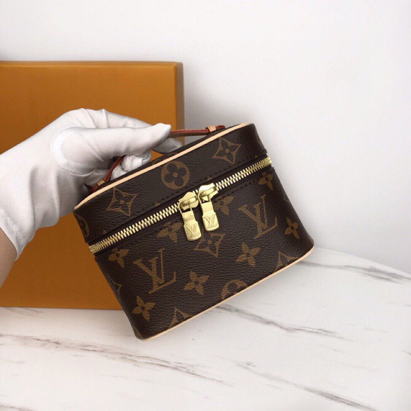 LOV2 Bags - Luxurious Bags  2629