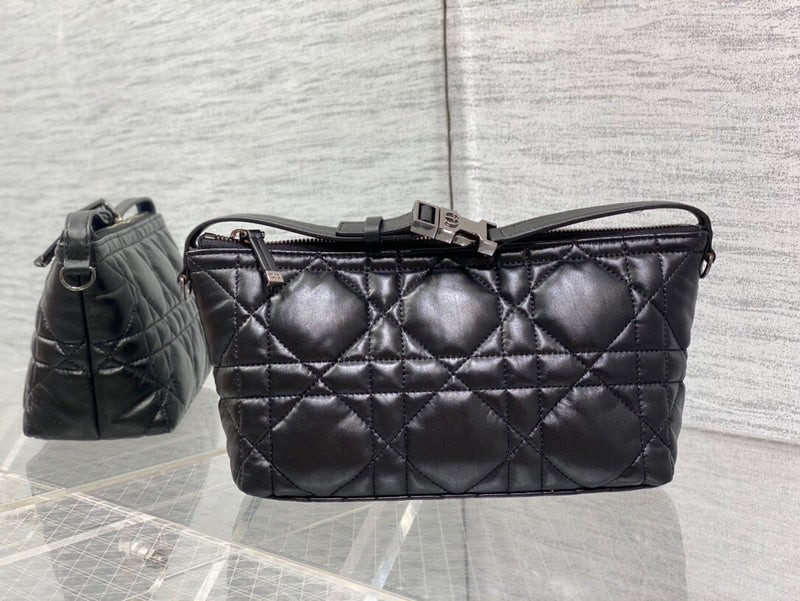 ELE - Dir Bags - 560