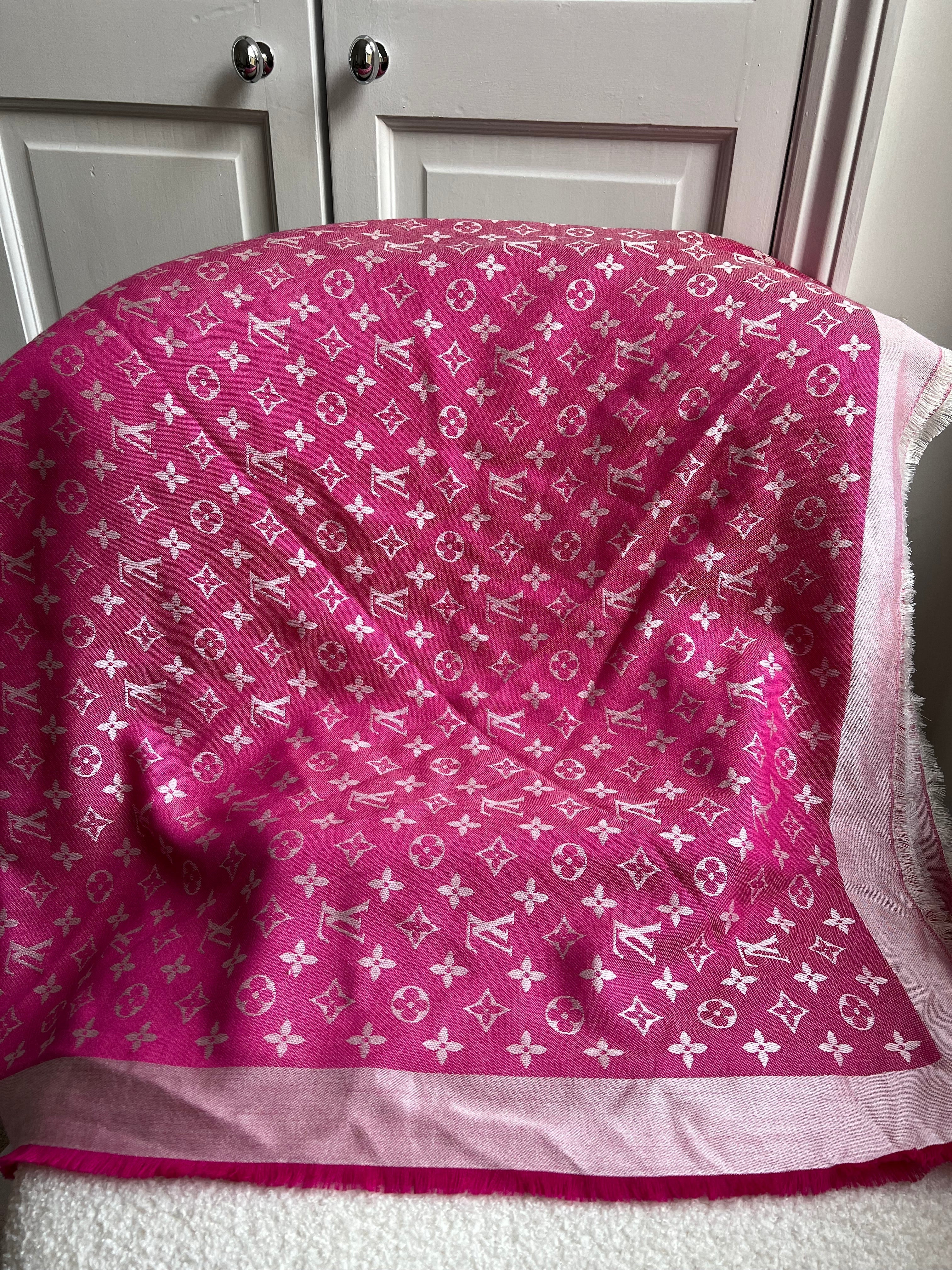Louis Vuitton Pink Monogram Shawl (RRP £450)