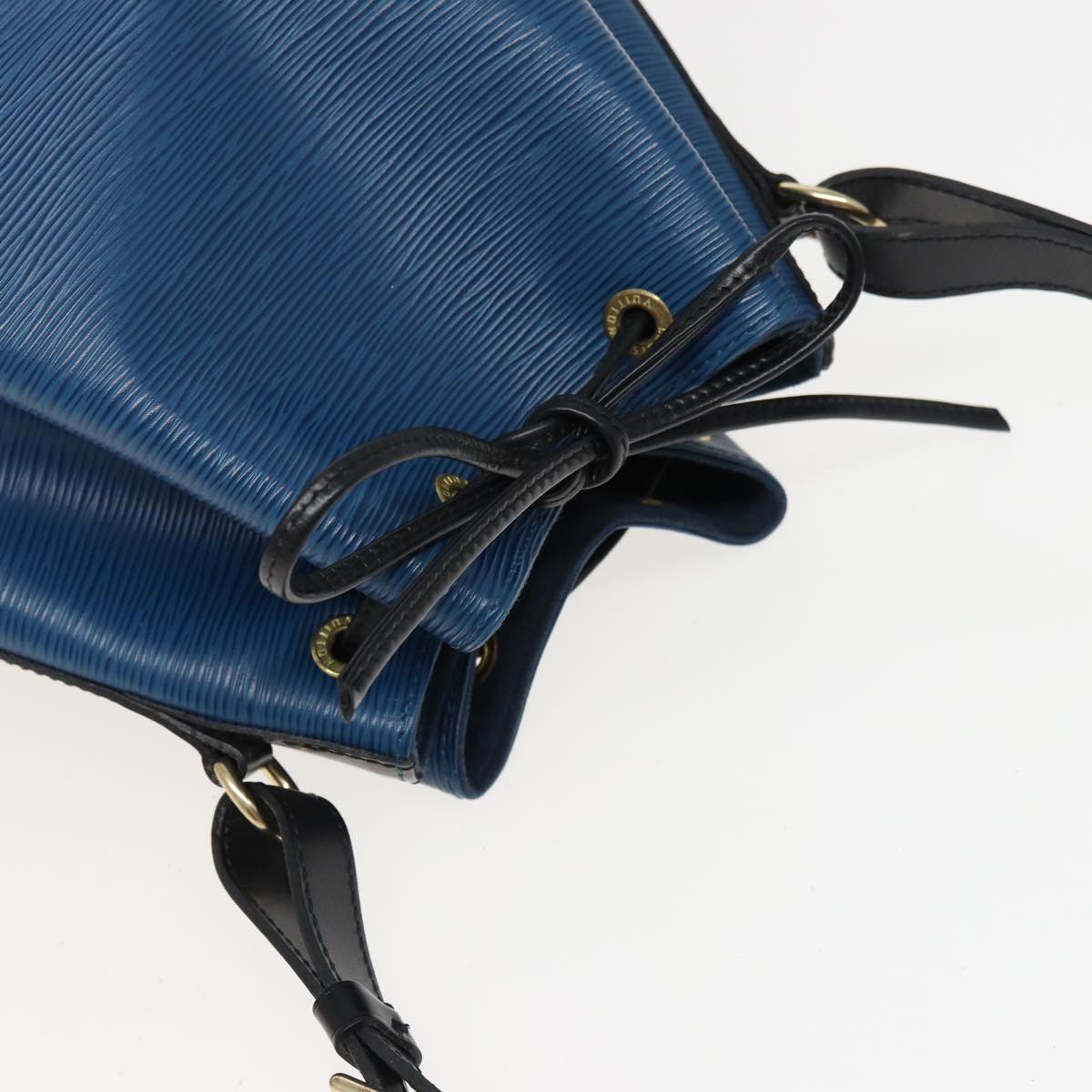 Louis Vuitton Noe  Leather Shoulder Bag