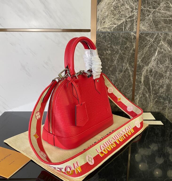 SAMC - LOV Bags - 1433