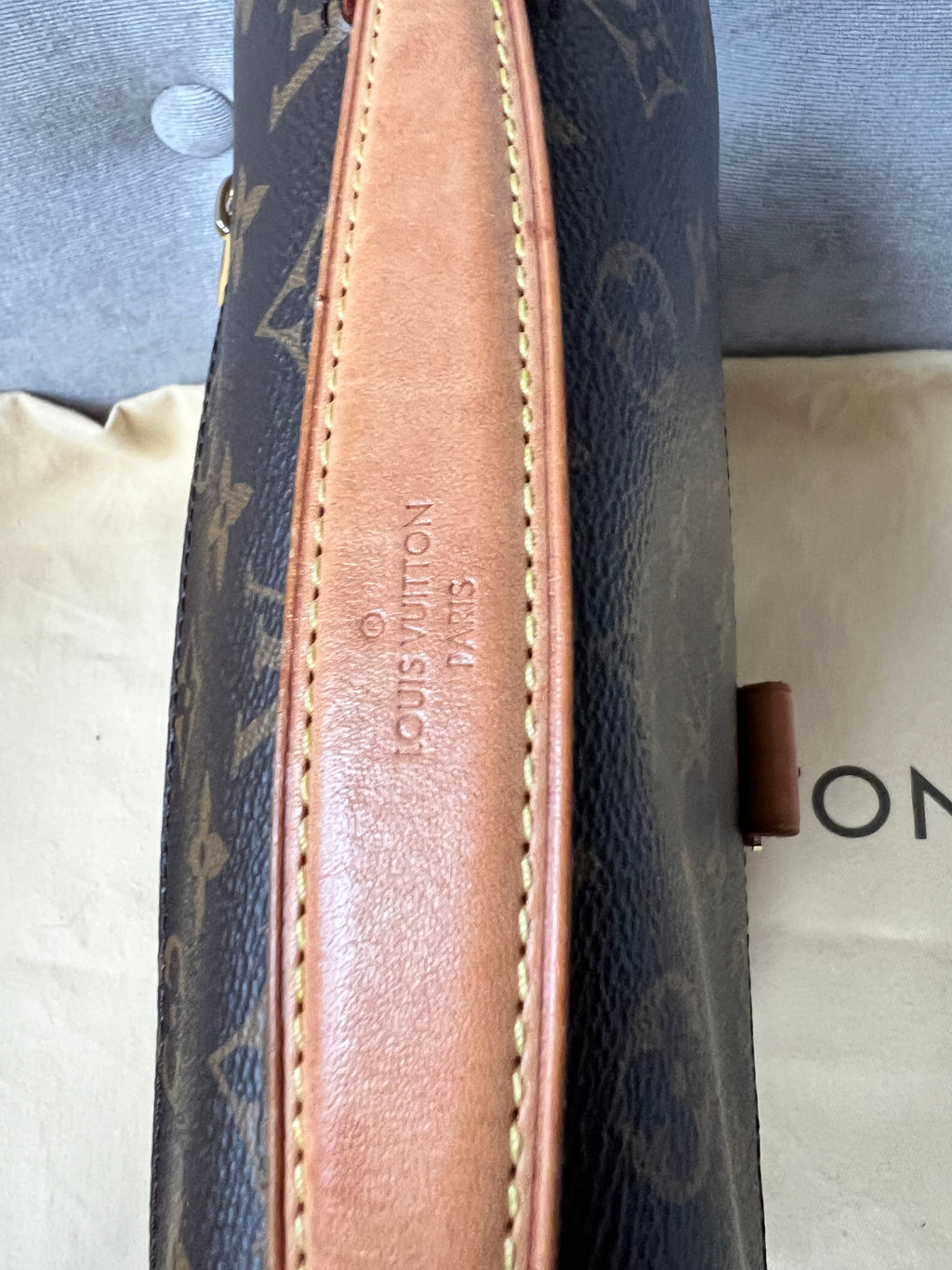 Louis Vuitton Pochette Metis Monogram (RRP £1,970)