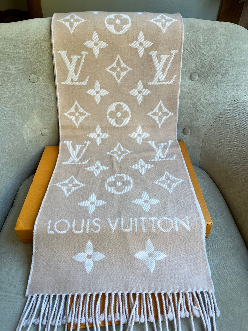 Louis Vuitton Rose Beige Essentials Scarf (RRP £475)
