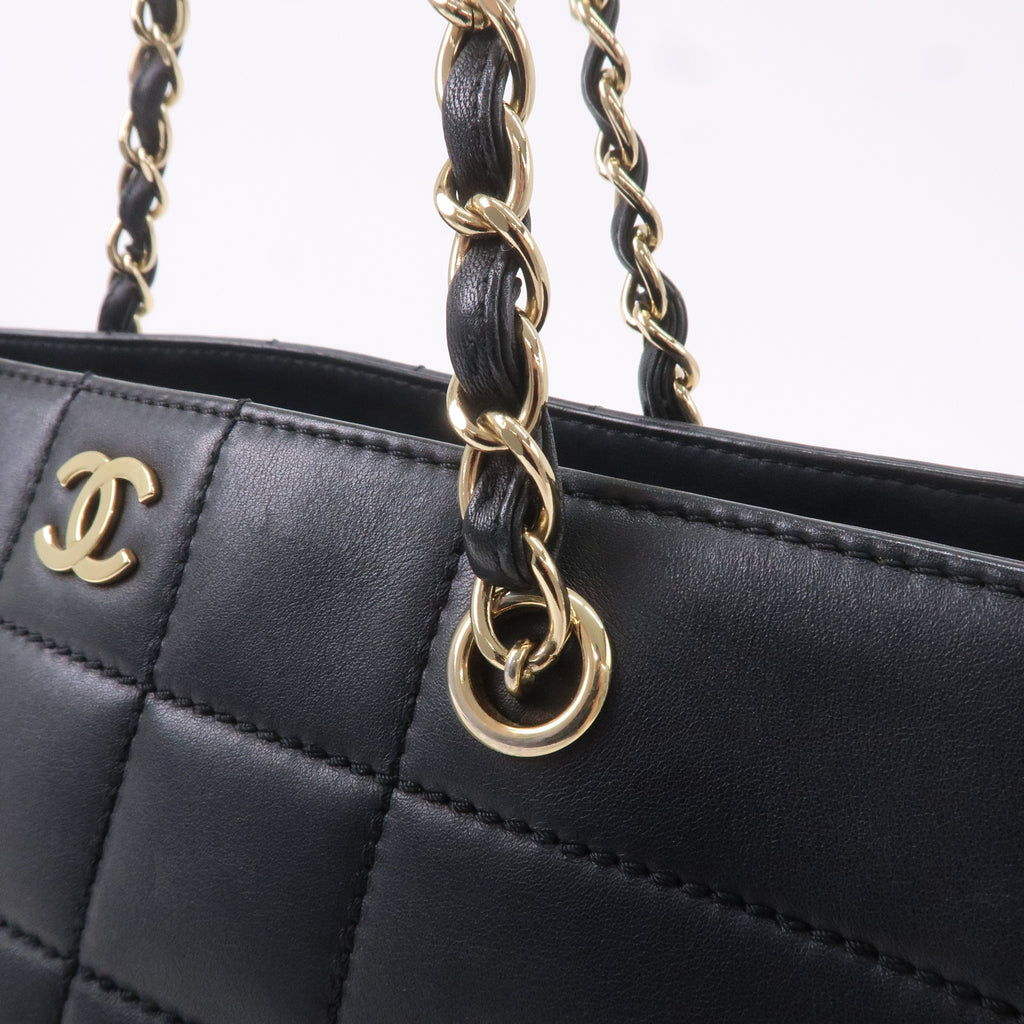 CHANEL Chocolate Bar Lamb Skin Chain Tote Bag Black A17859