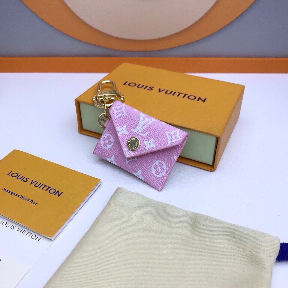 EN - Lux Keychains LUV 068