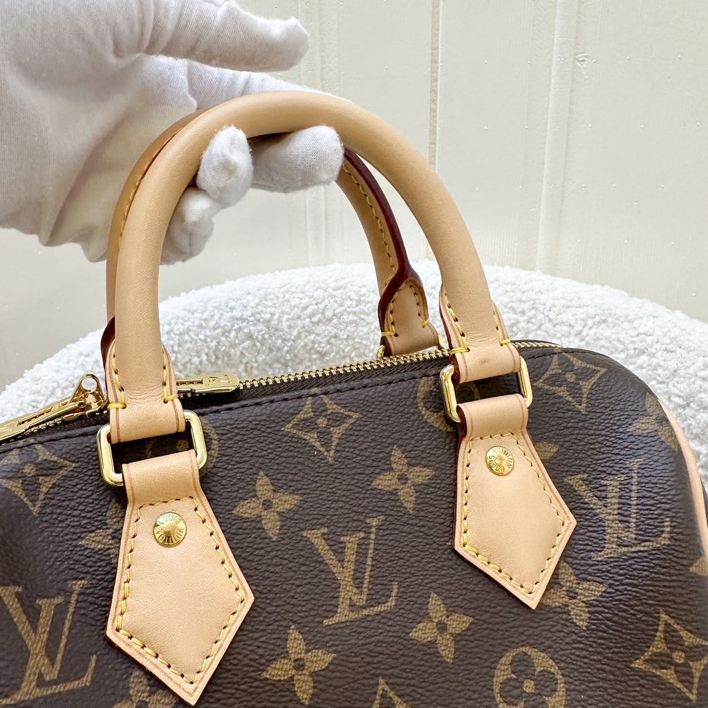 LV Speedy Bandouliere 20 in Monogram Canvas and Black Patterned Strap (Non-adjustable)