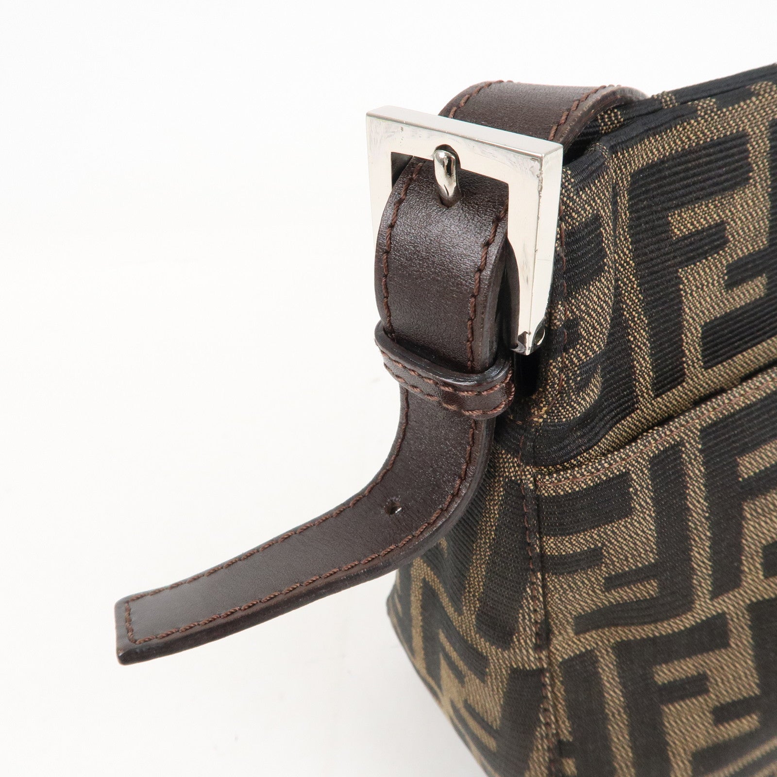 FENDI Zucca Canvas Leather Shoulder Bag Brown Black 26566