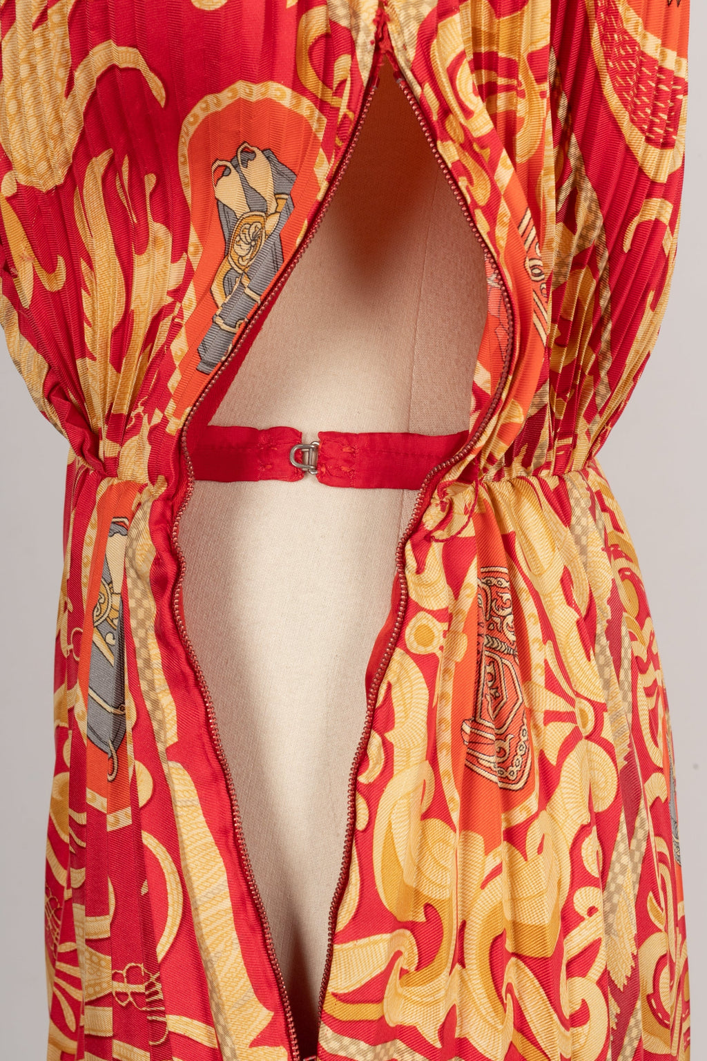 Robe plissÃƒÆ’Ã‚Â©e en soie HermÃƒÆ’Ã‚Â¨s
