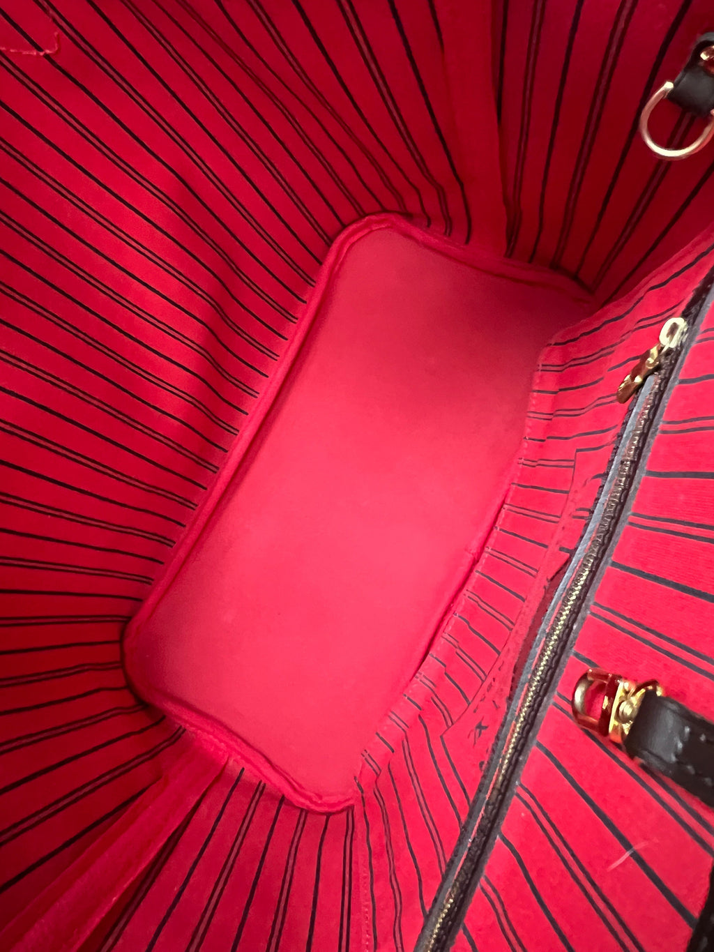 Louis Vuitton Neverfull MM Damier Ebene Cherry Interior (RRP £1,410)