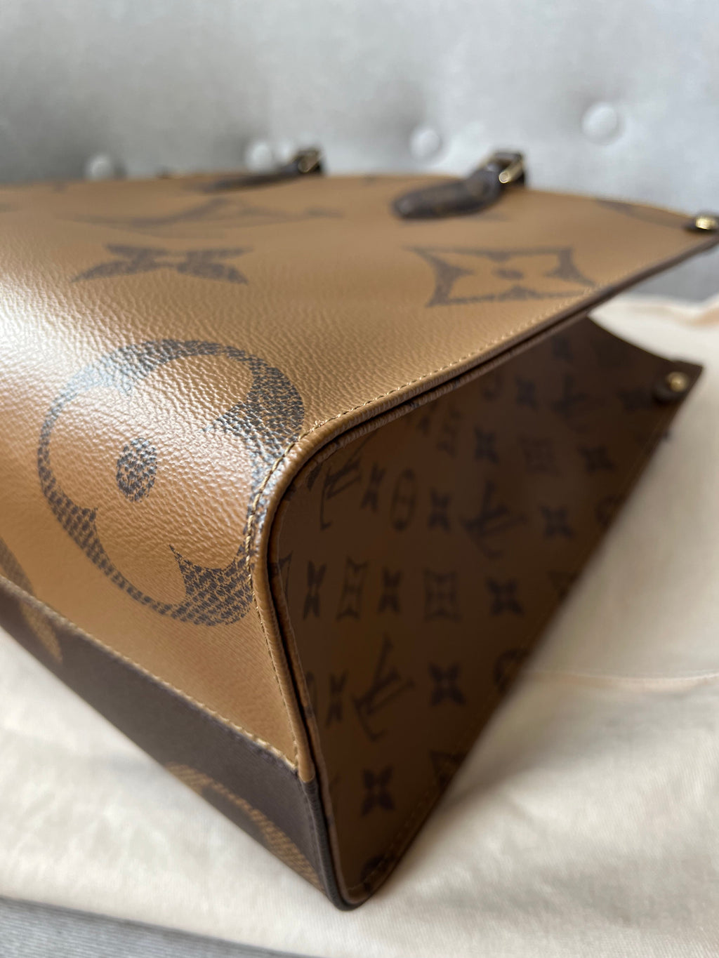 Louis Vuitton On the Go MM Monogram (RRP £2,250)