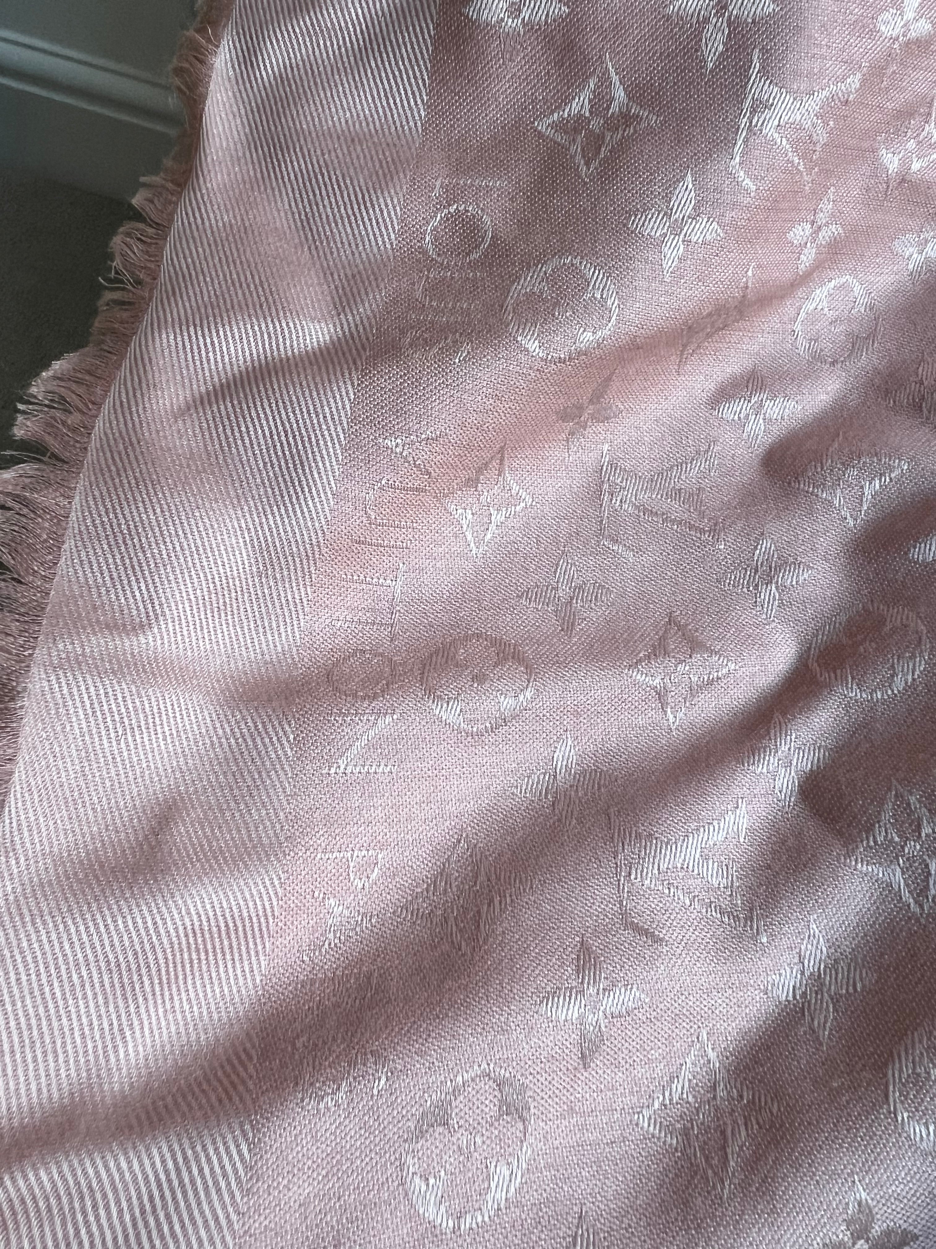 Louis Vuitton Pink Monogram Shawl (RRP £450)