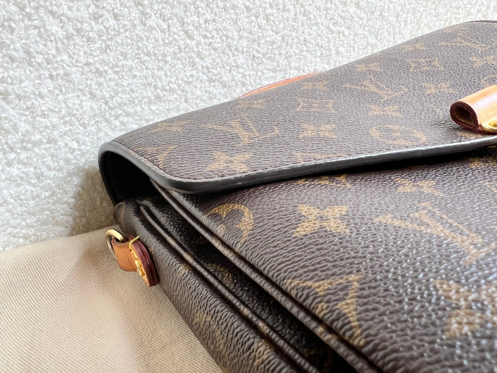 Louis Vuitton Pochette Metis Monogram (RRP £1,970)