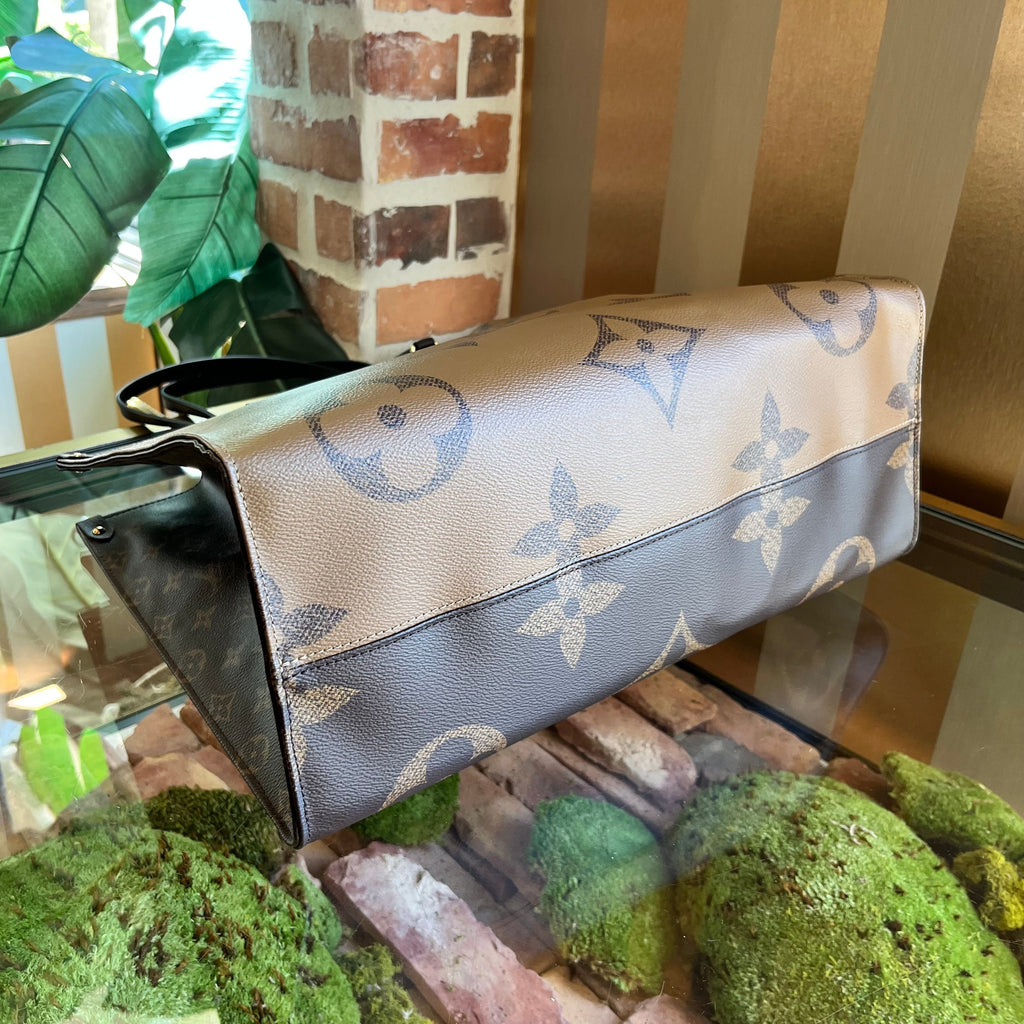 LOUIS VUITTON OnTheGo GM Giant Monogram Reverse Canvas Tote Bag
