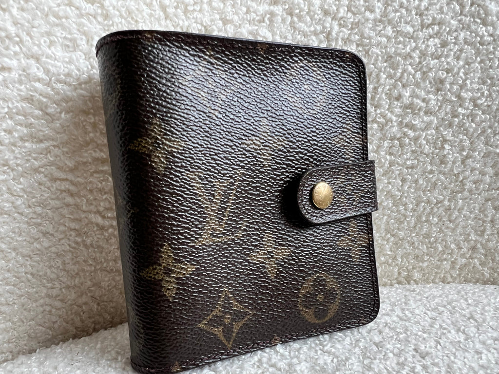 Louis Vuitton Monogram Small Bifold Wallet