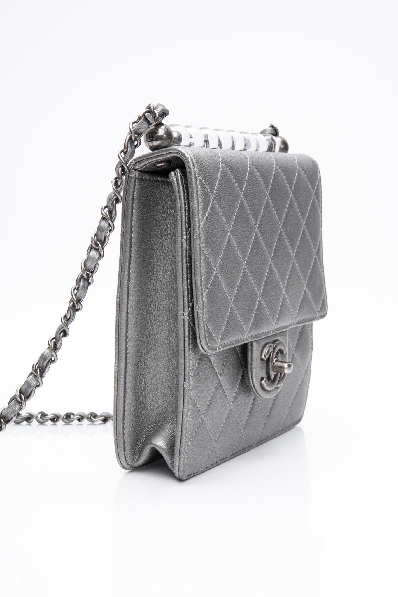 CHANEL Silver Metallic Goatskin Quilted Chic Pearls Flap Bag