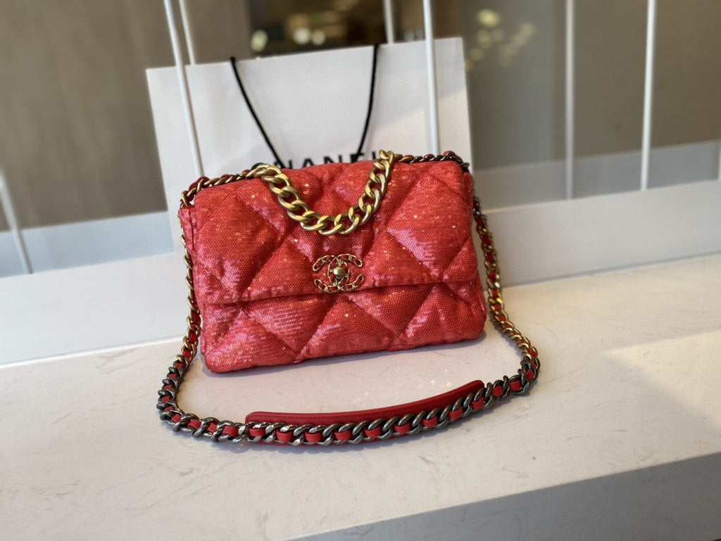 CHL 19 Flap Bag Gold Hardware Red For Women, Women’s Handbags, Shoulder Bags 10.2in/26cm AS1160 