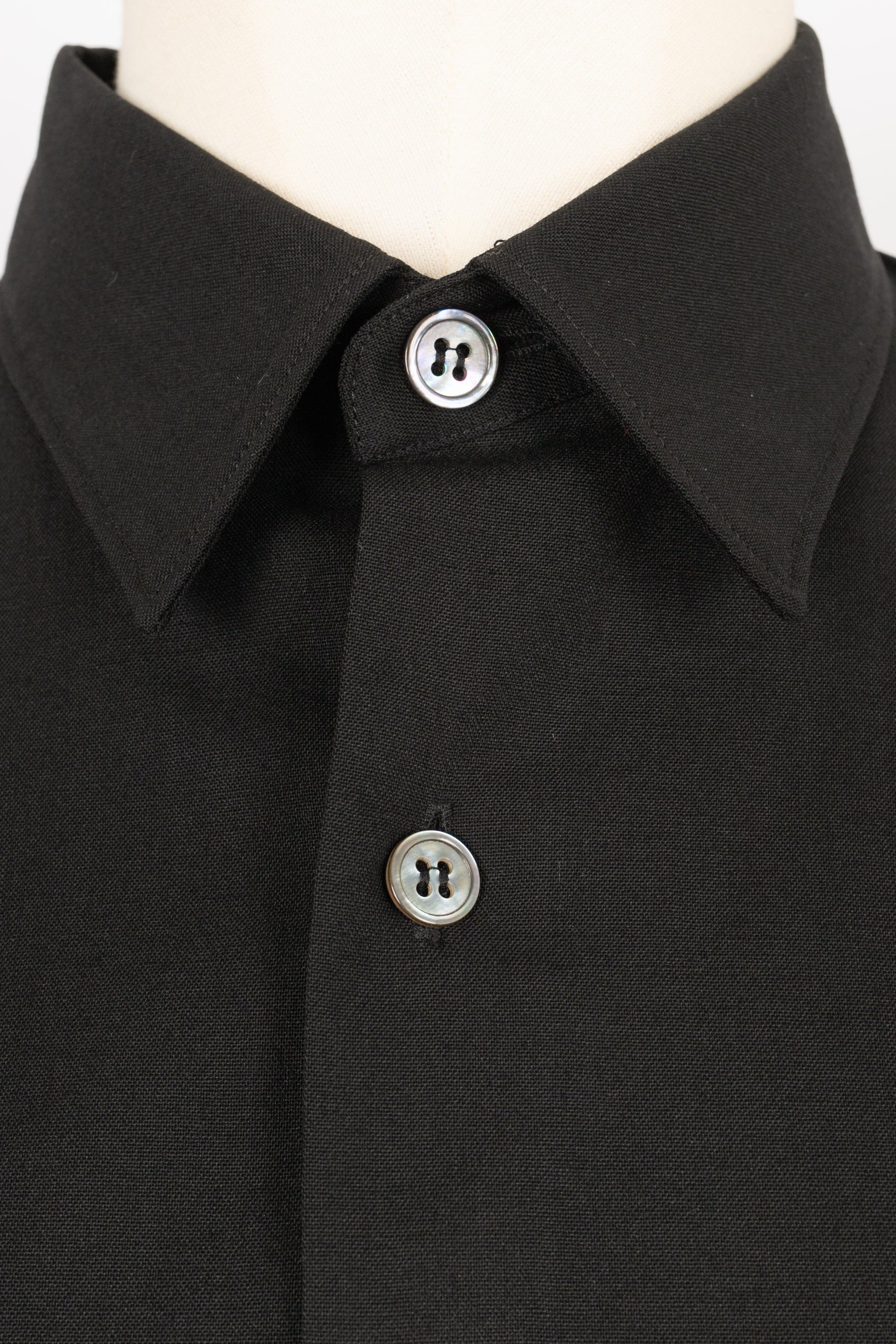 Chemise noire Yamamoto