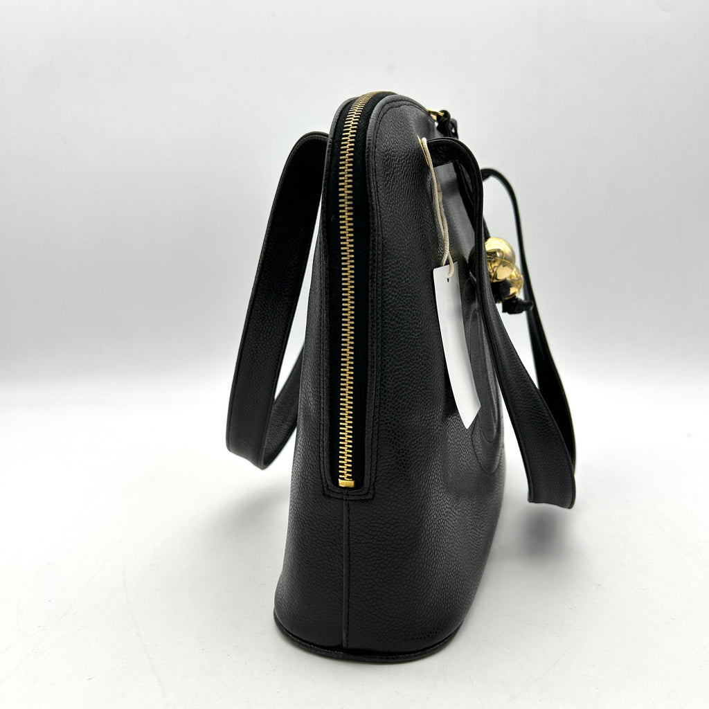 Pre-owned CHANEL Caviar Large CC Shoulder Bag Black  WD012636