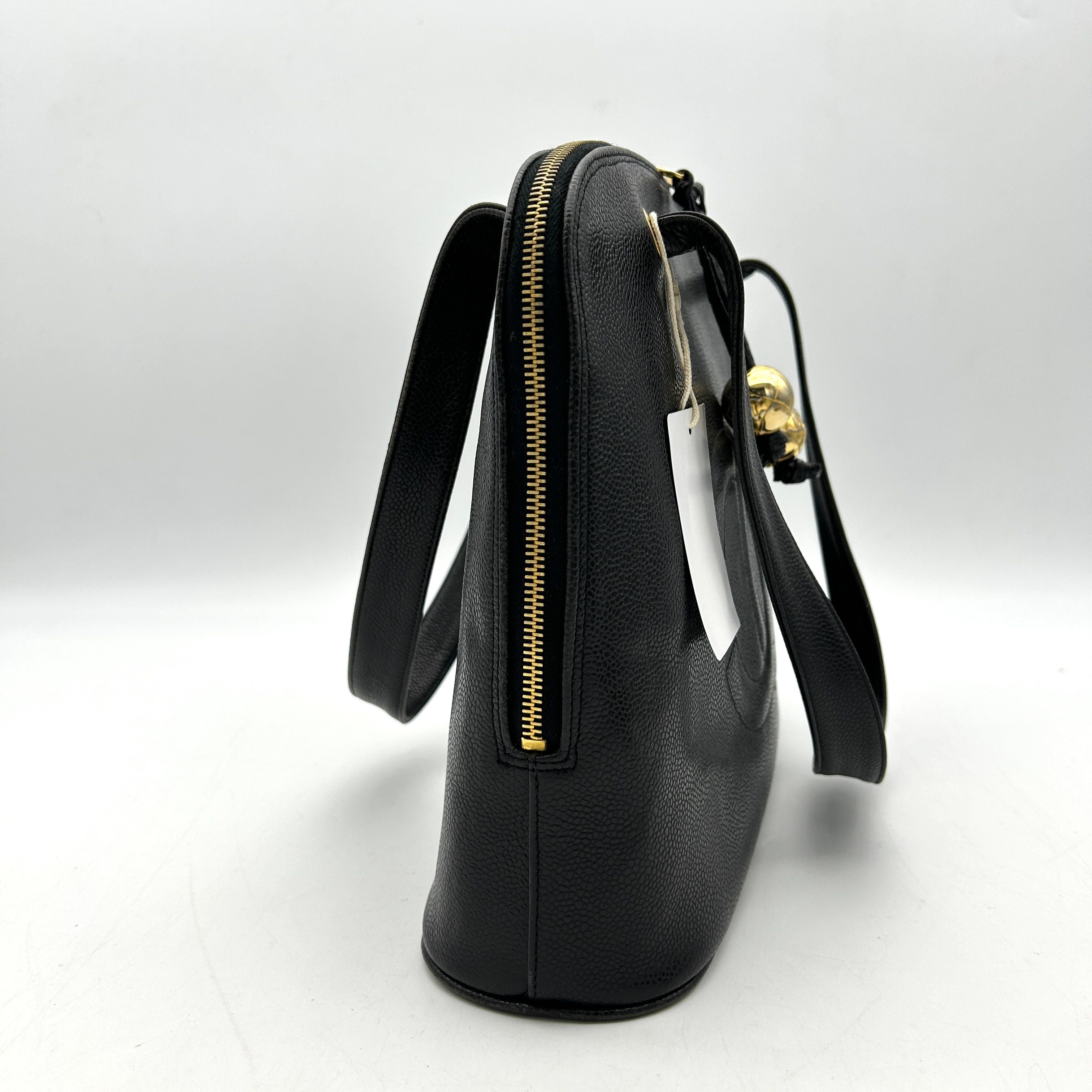 Pre-owned CHANEL Caviar Large CC Shoulder Bag Black  WD012636