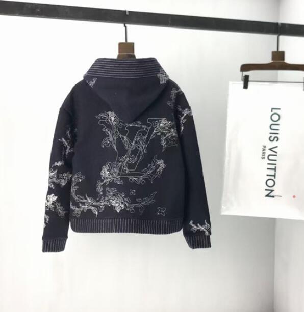 SAMC - LOV Clothes - 124