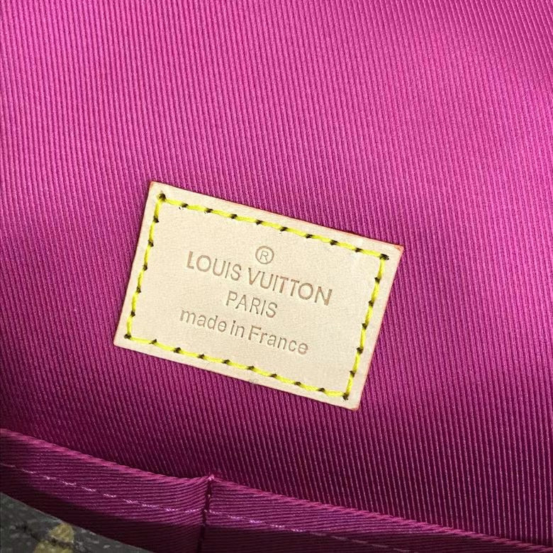 LOV2 Bags - Luxurious Bags  1260