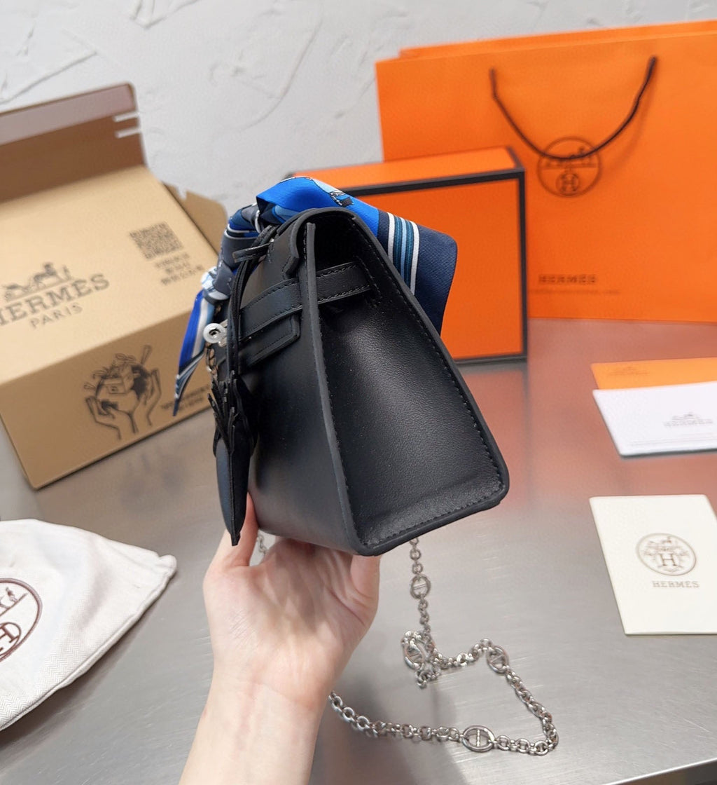 EN - New Arrival Bags HM 140