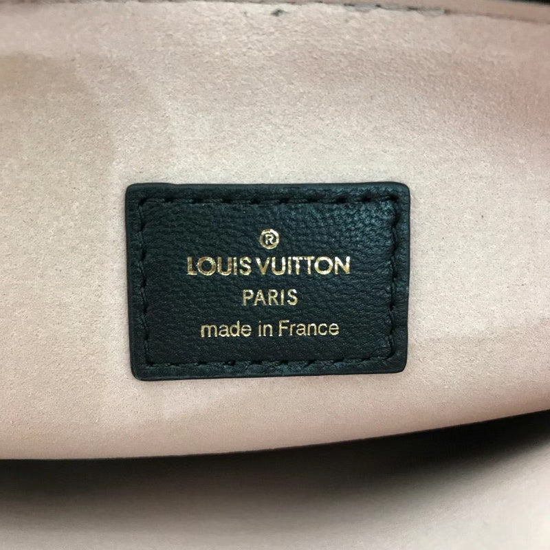 LOV2 Bags - Luxurious Bags  2485