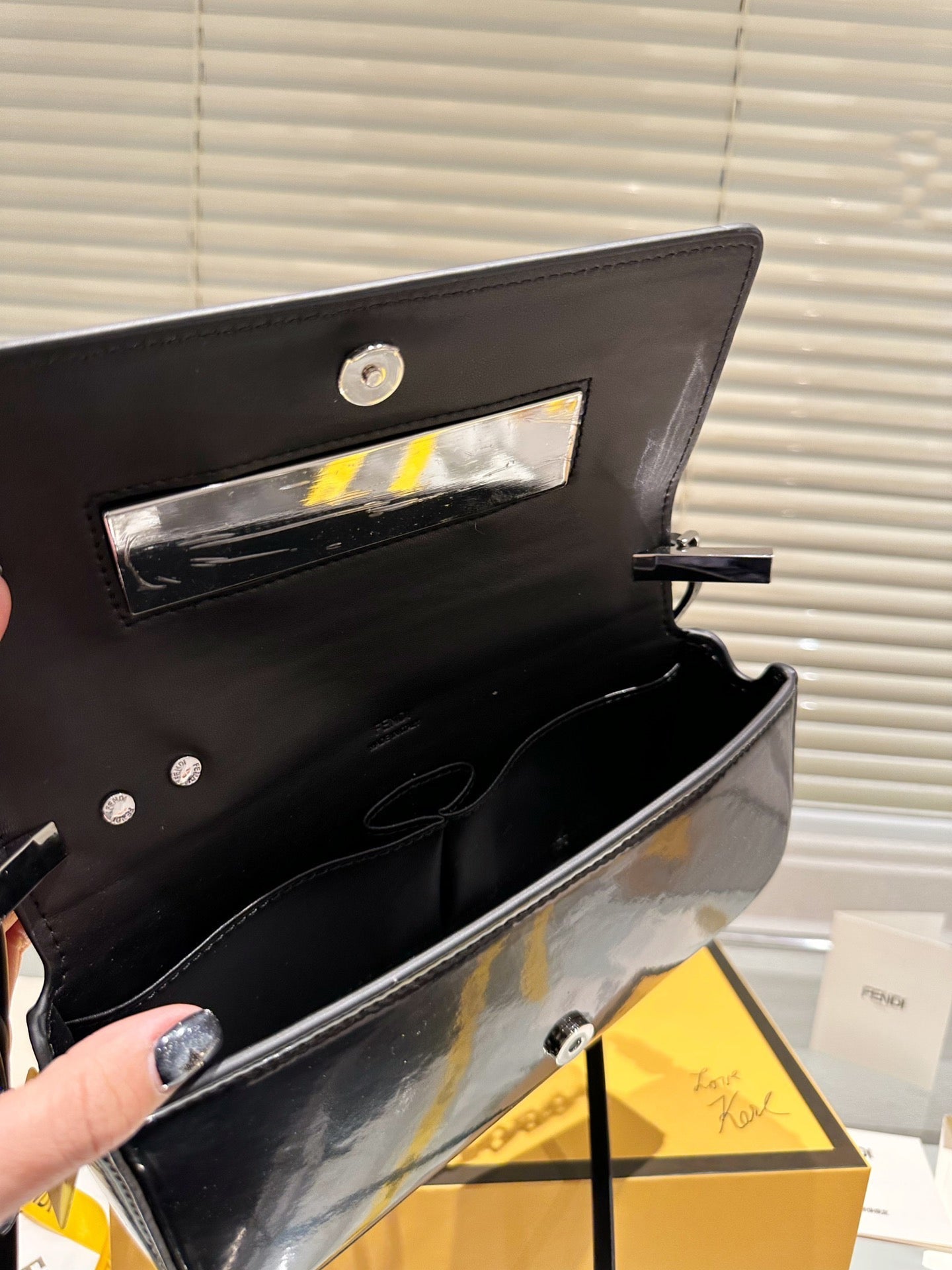 EN - Luxury Bags FEI 293