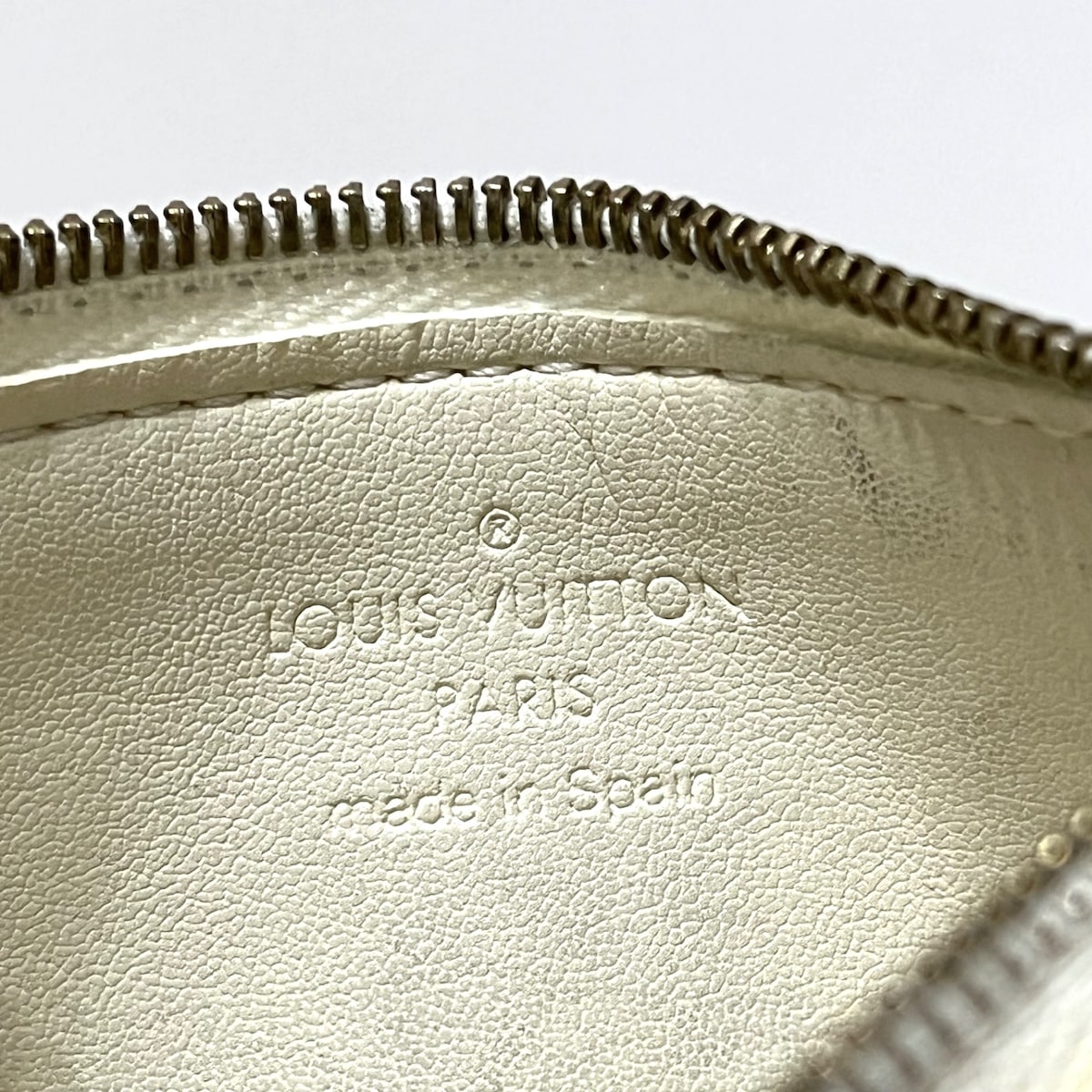 Louis Vuitton  Patent Leather Wallet  ()