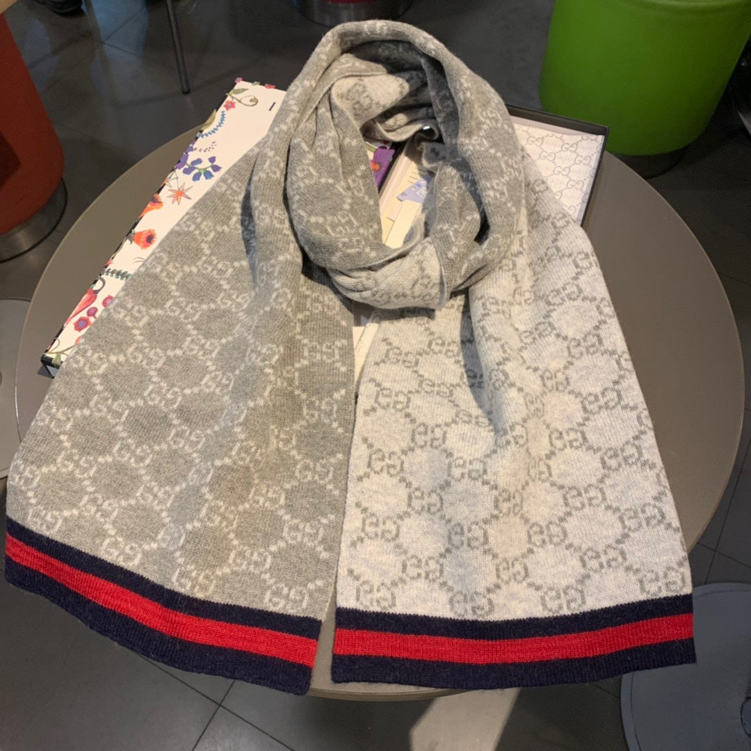 EN - Luxury GCI Scarf 008