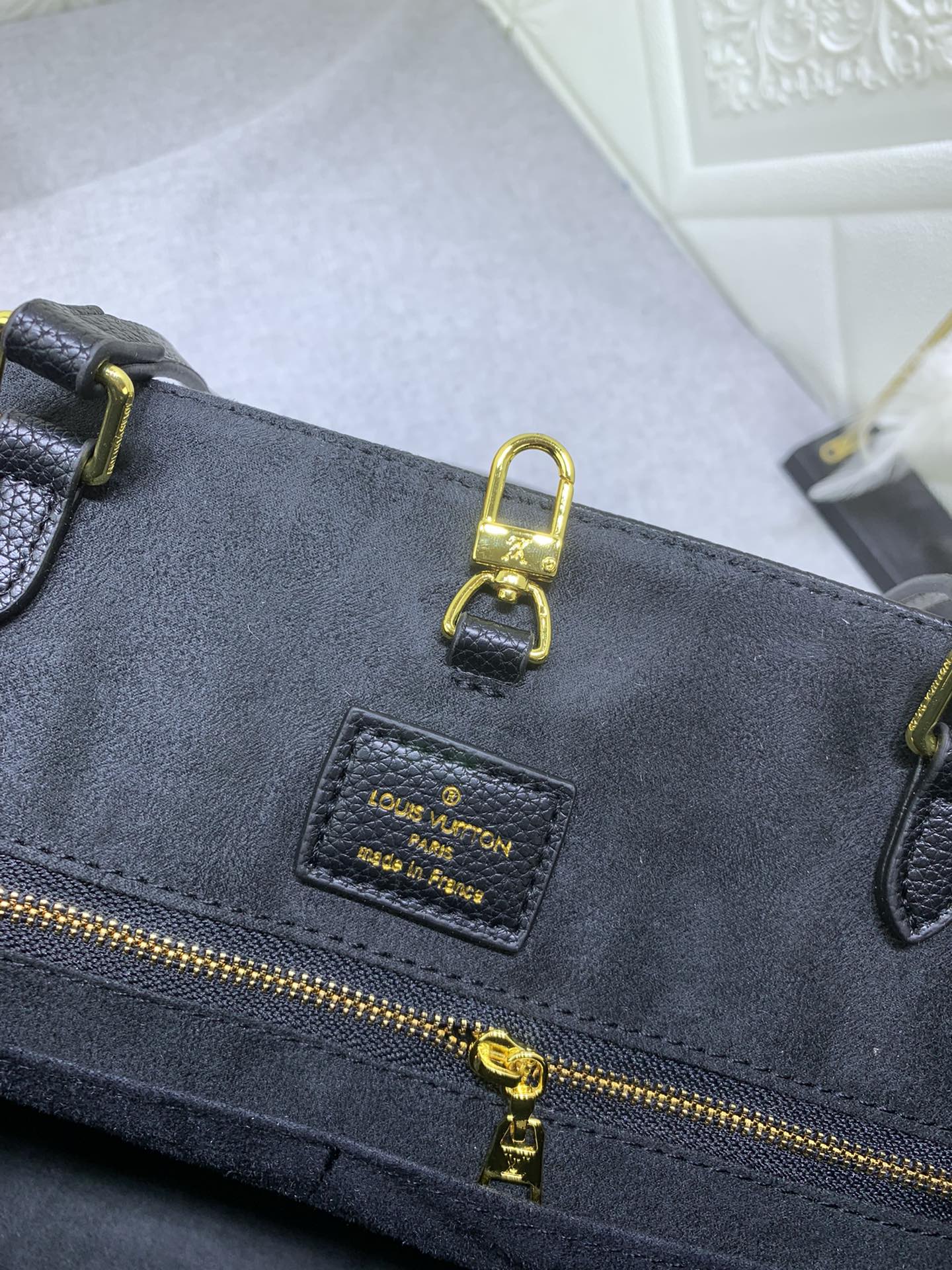EN - Luxury Bags LUV 769