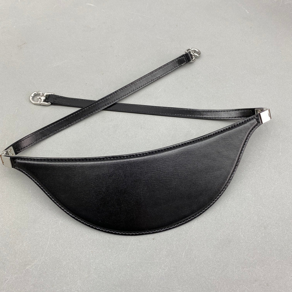 gv Small Cut Out Bag Black For Women, Handbags, Shoulder Bags 10.6in/27cm GVCÃ‚Â 