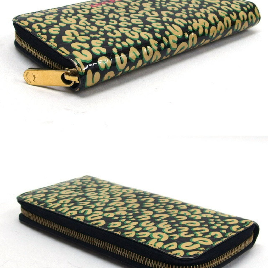 Louis Vuitton Zippy Wallet  Patent Leather Wallet  ()
