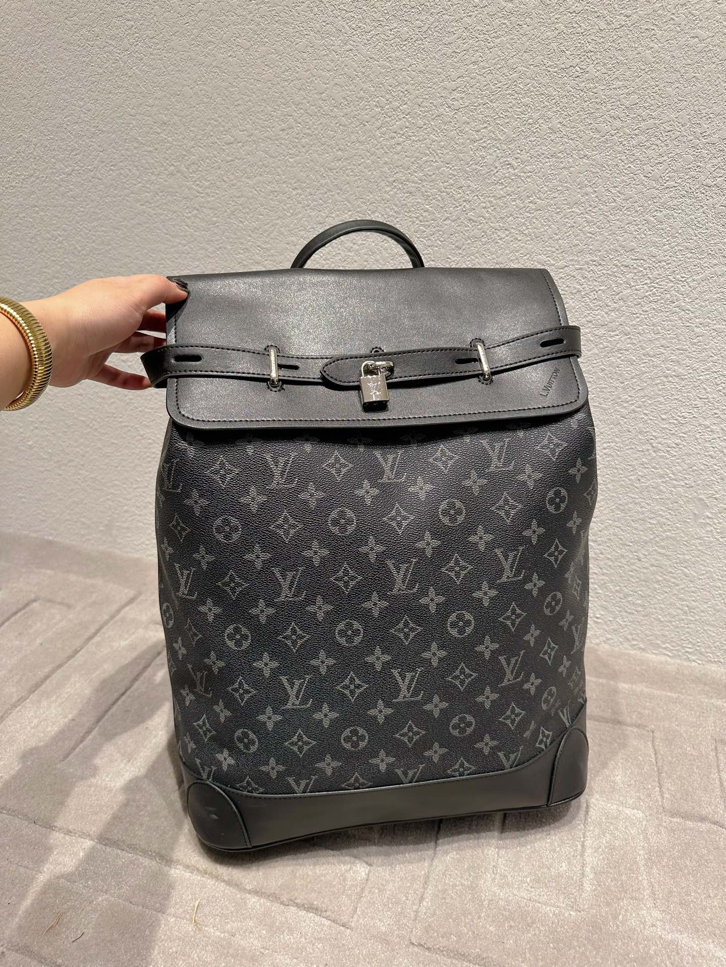 EN - New Arrival Bags LUV 664
