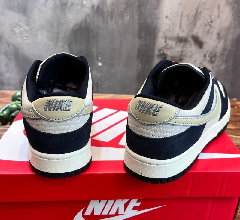 SAMC - NKE Shoes - 656