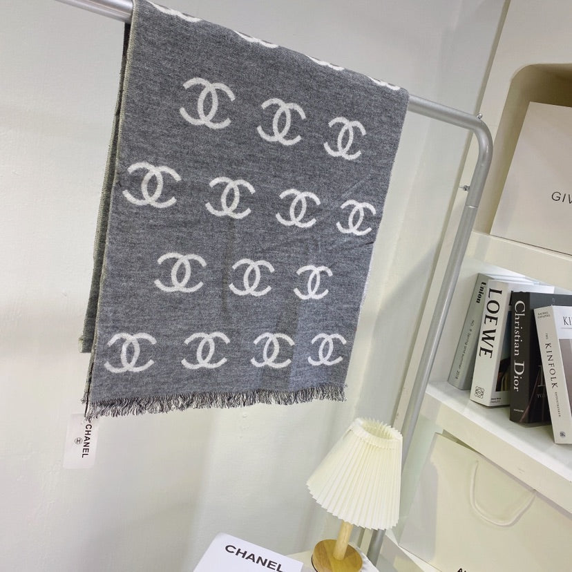EN - Luxury  CHL  Scarf 010
