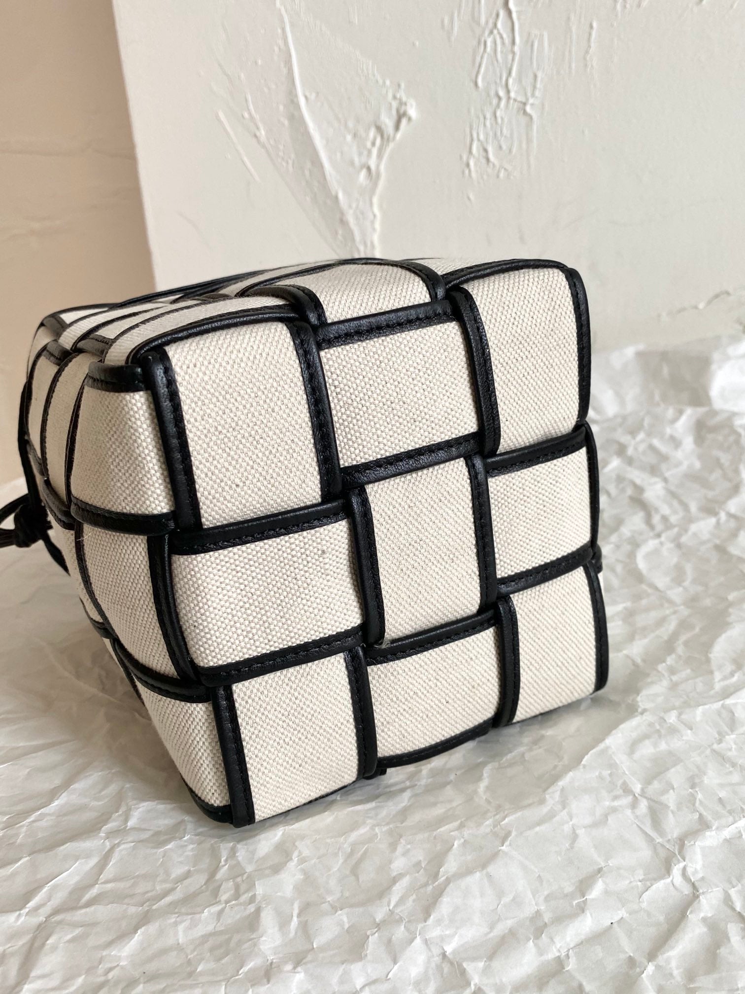 GLAMI Cassette Bucket Bag Beige And Black, For Women, Bags 5.5in/18cm 714608VMBN39811
