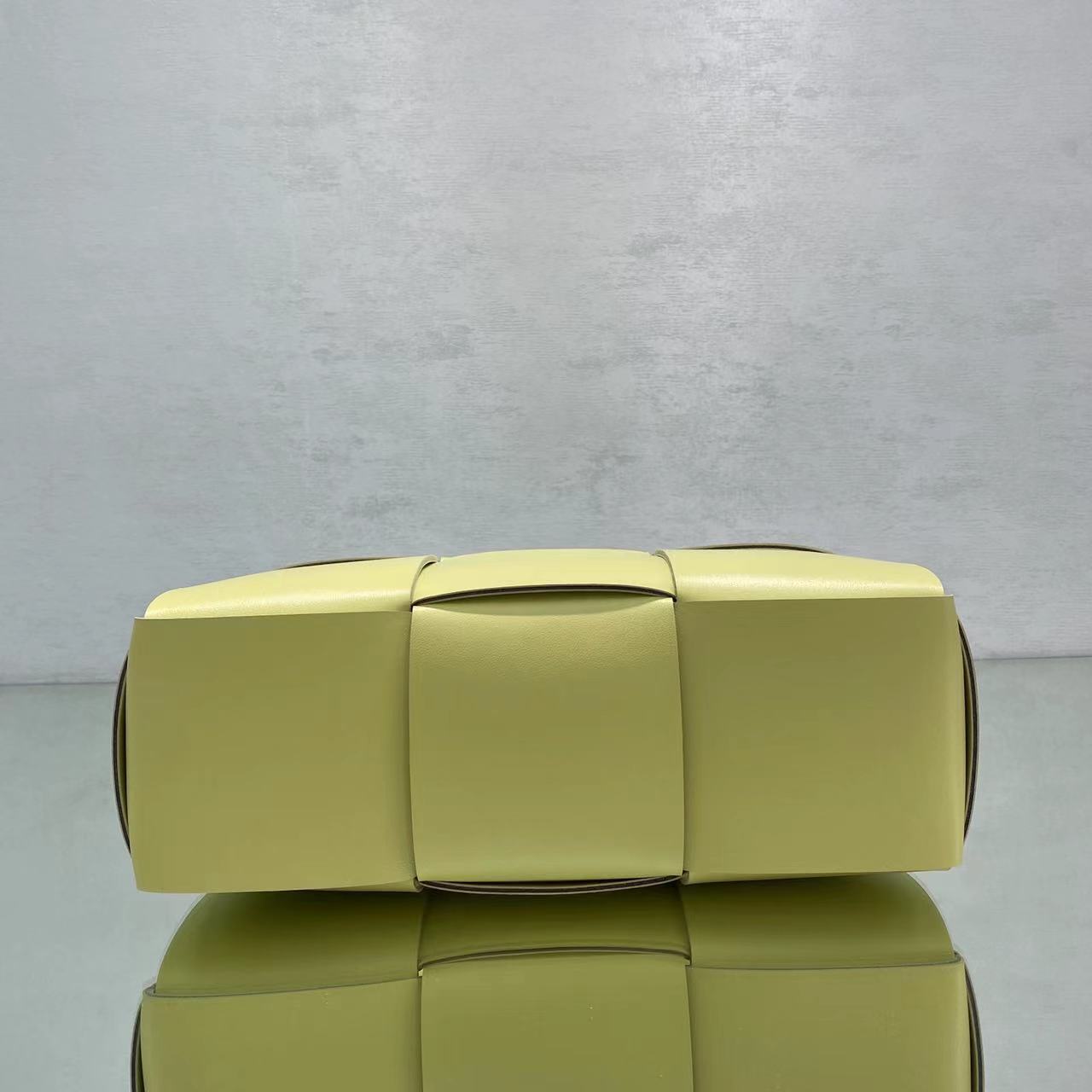 GLAMI Small Arco Tote Bag Yellow, For Women, Bags 14.2in/36cm