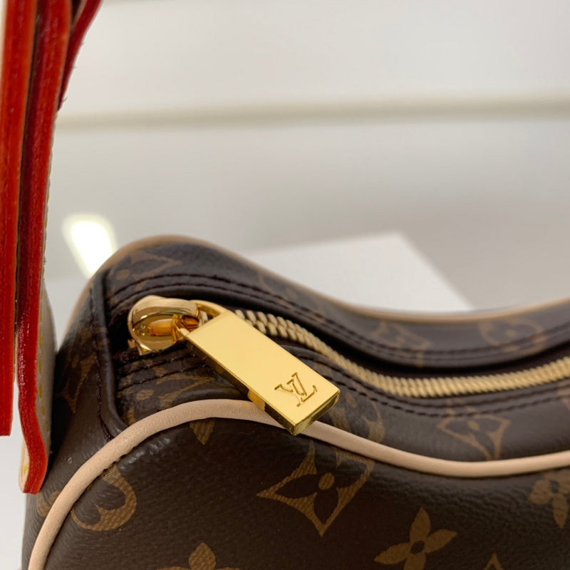 LOV2 Bags - Luxurious Bags  2511