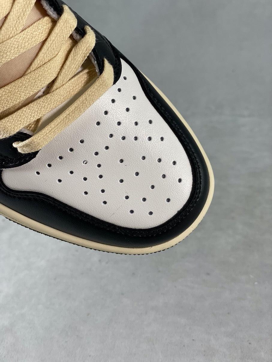 Designer Travis Scott ÃƒÆ’Ã¢â‚¬â€ Air Jordan 1 Low OG ÃƒÂ¢Ã¢â€šÂ¬Ã…â€œReverse M CQ4277 105