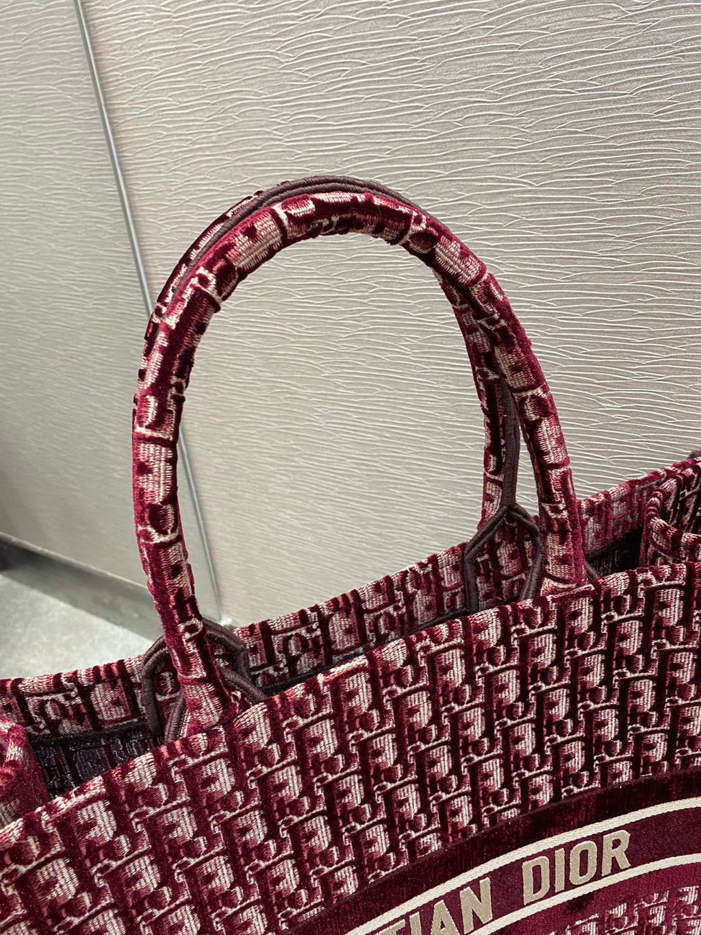 GLAMI Large Book Tote Red For Women 16.5in/42cm CD M1286ZRIW