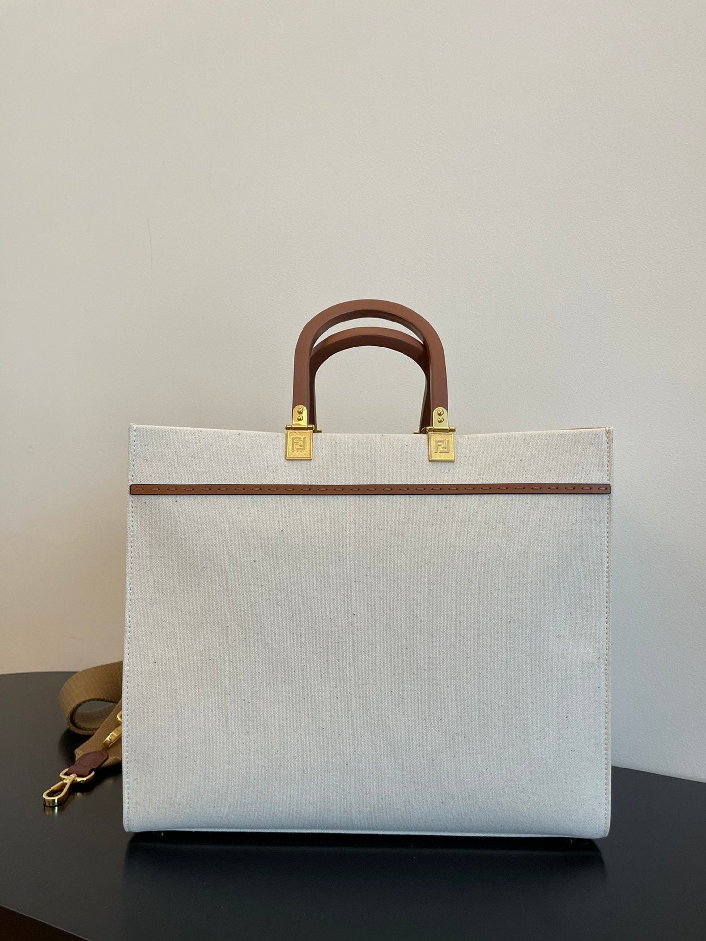 FI Sunshine MeGLAMIum Tote Bag Light Grey Canvas For Women, Bags, Shoulder Bags 13.8in/35cm FF 8BH386