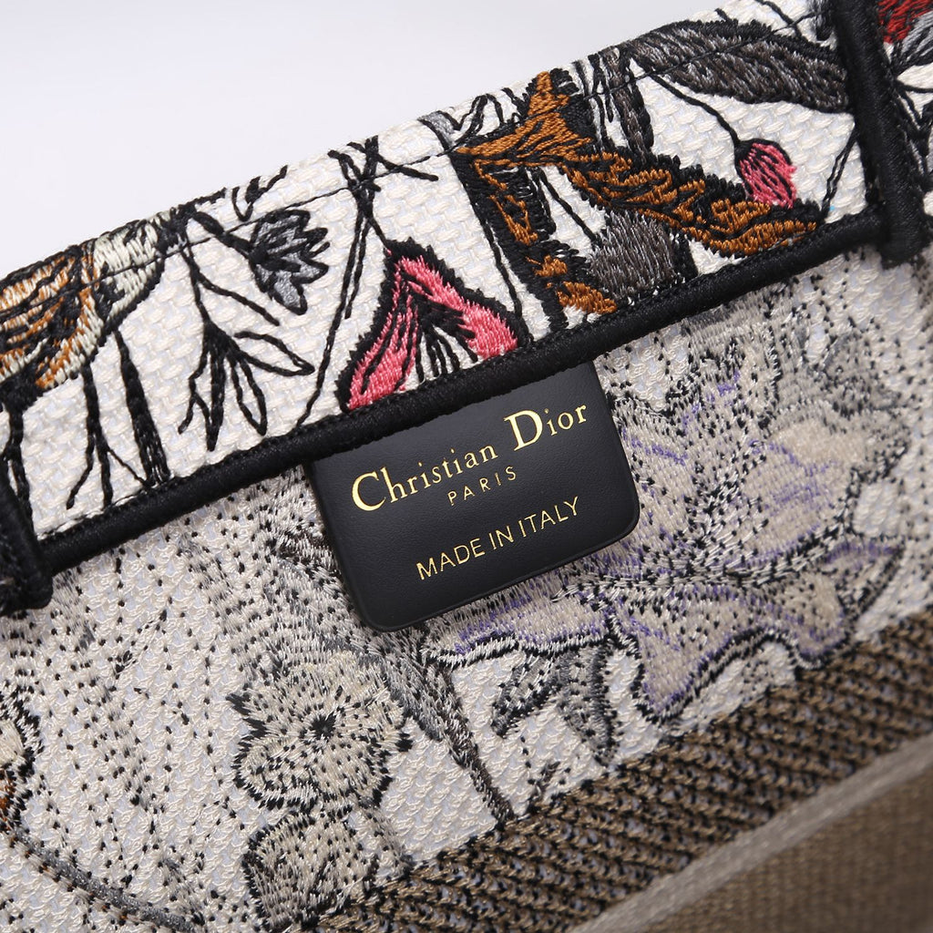 GLAMI MeGLAMIum Book Tote Bag By Maria Grazia Chiuri For Women 14in/36cm CD