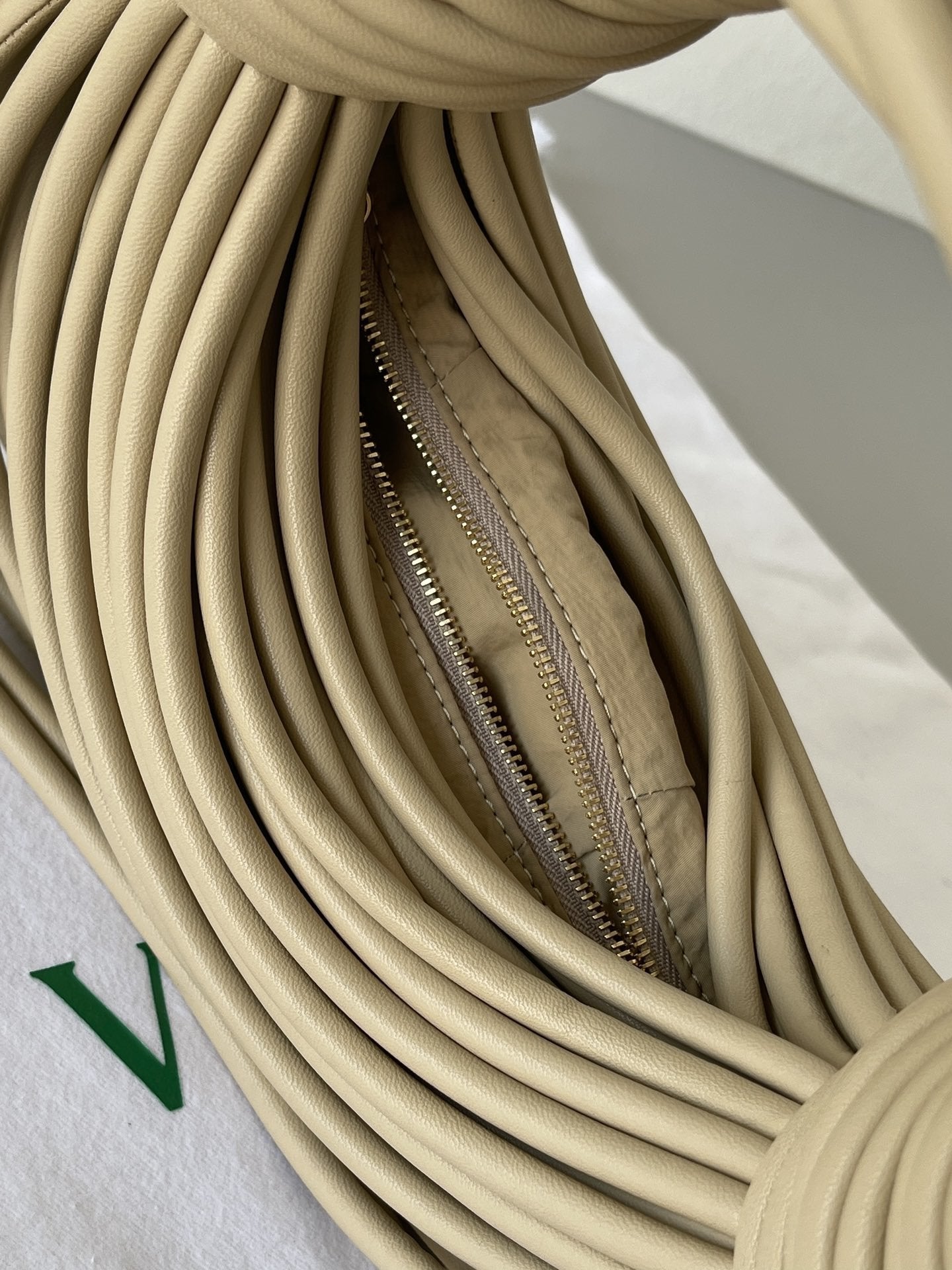 GLAMI Double Knot Beige, For Women, Bags 9.8in/25cm 680934V1H109776