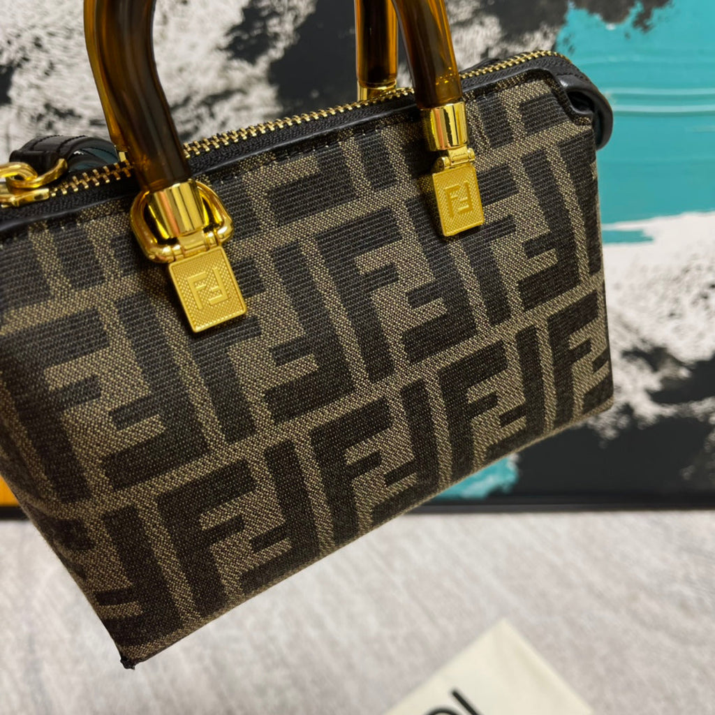 EN - New Lux Bags FEI 262